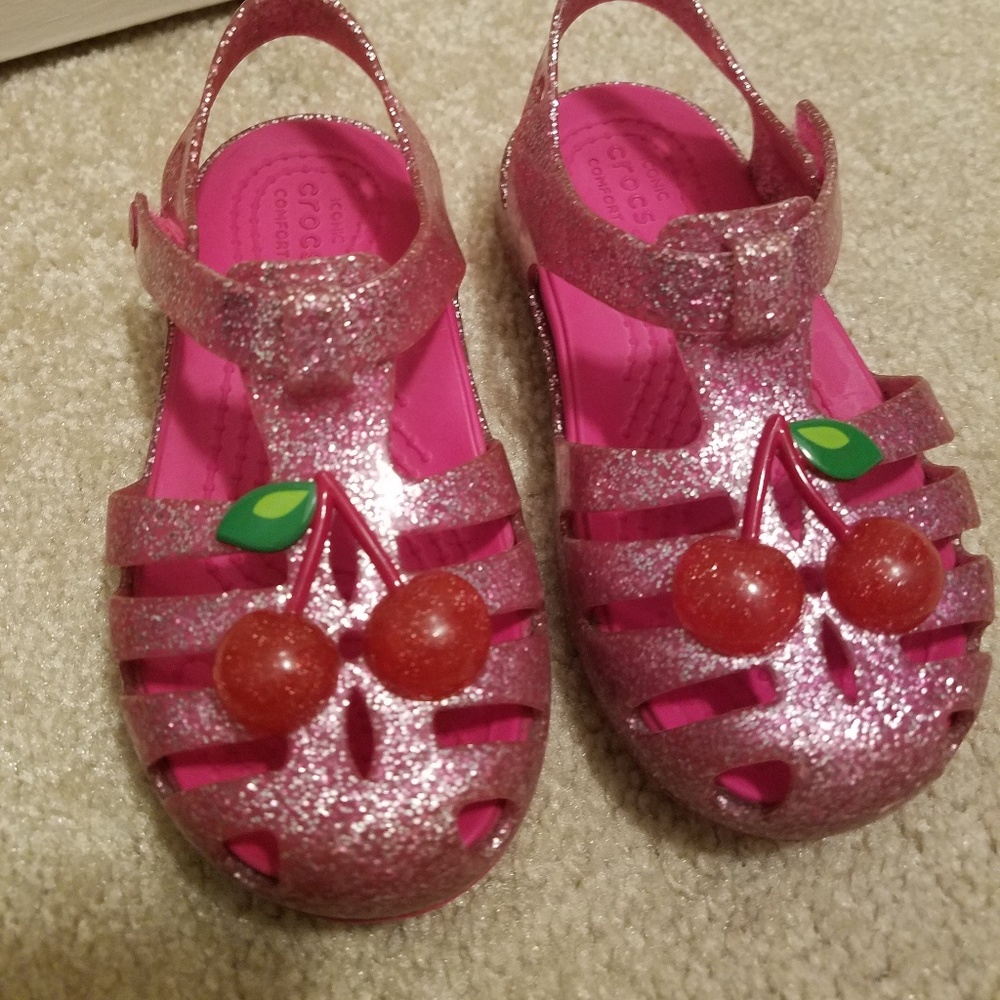 💔💔SOLD💔💔Cherry Isabella Crocs